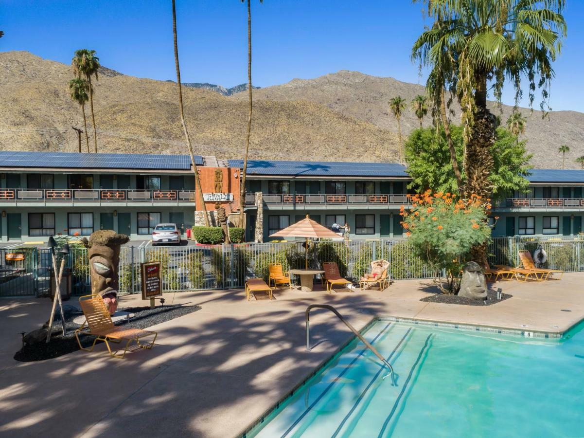 Caliente Tropics Hotel Palm Springs Bagian luar foto