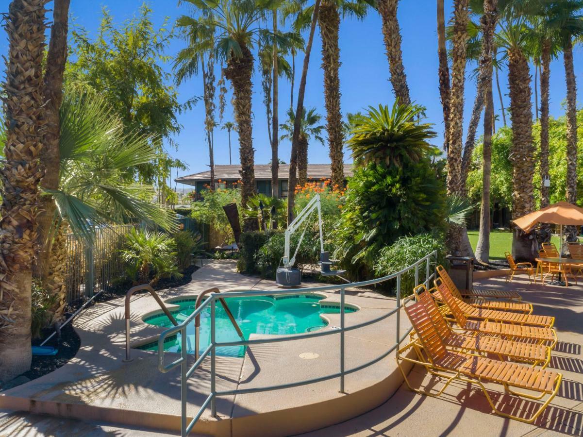 Caliente Tropics Hotel Palm Springs Bagian luar foto