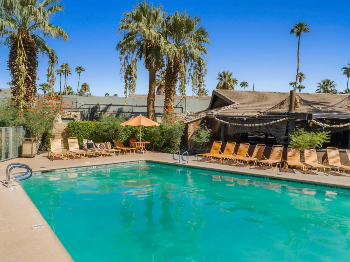 Caliente Tropics Hotel Palm Springs Bagian luar foto