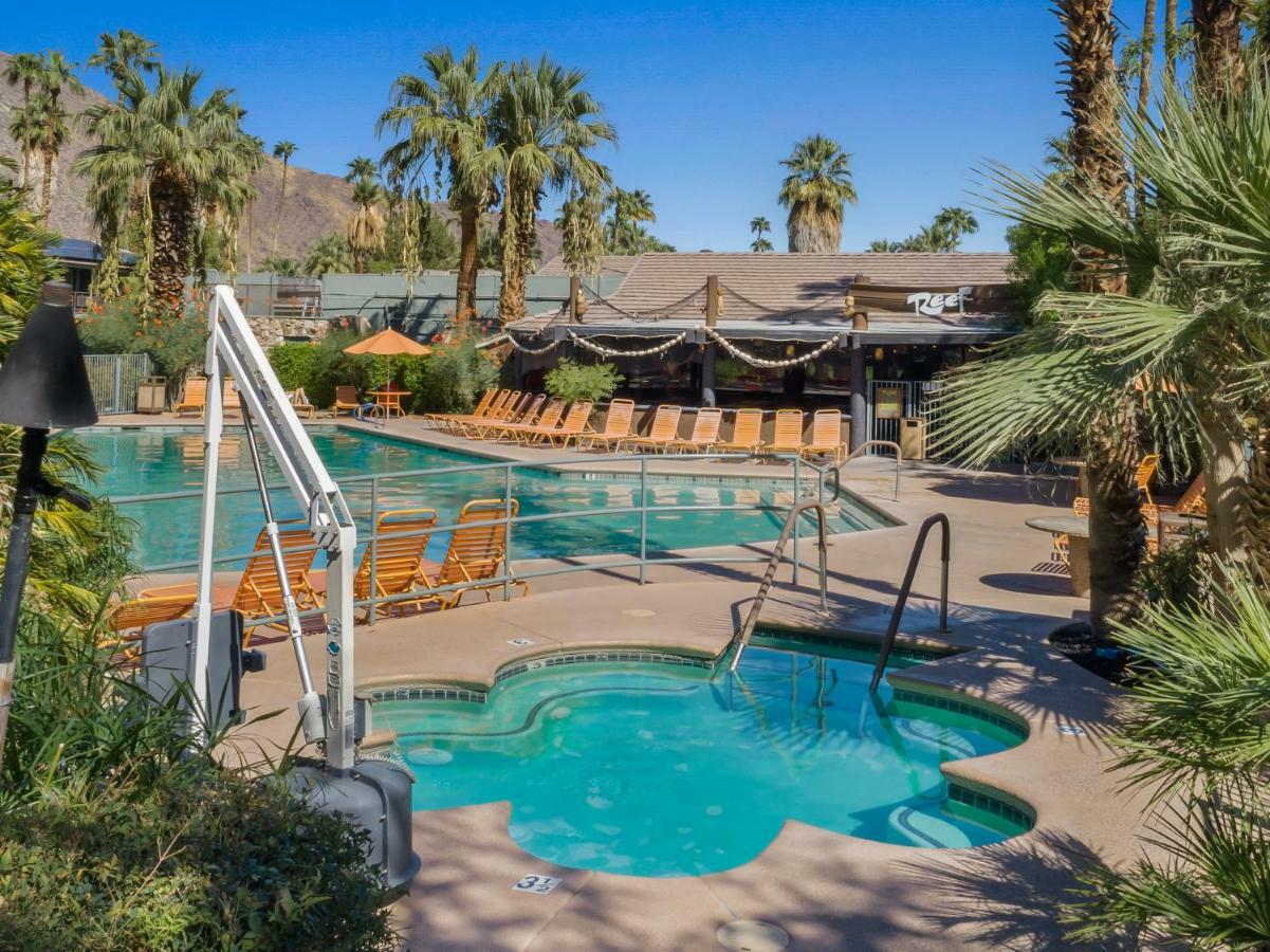 Caliente Tropics Hotel Palm Springs Bagian luar foto