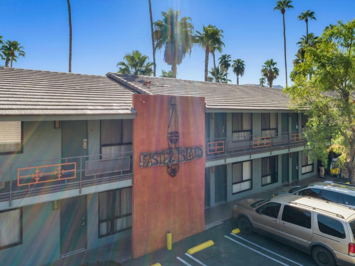 Caliente Tropics Hotel Palm Springs Bagian luar foto