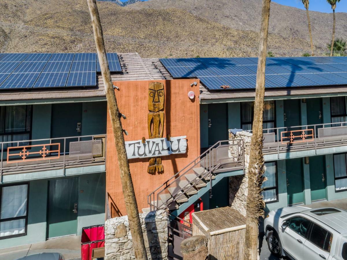 Caliente Tropics Hotel Palm Springs Bagian luar foto