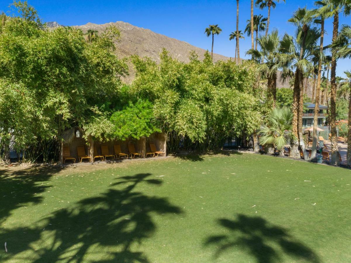 Caliente Tropics Hotel Palm Springs Bagian luar foto